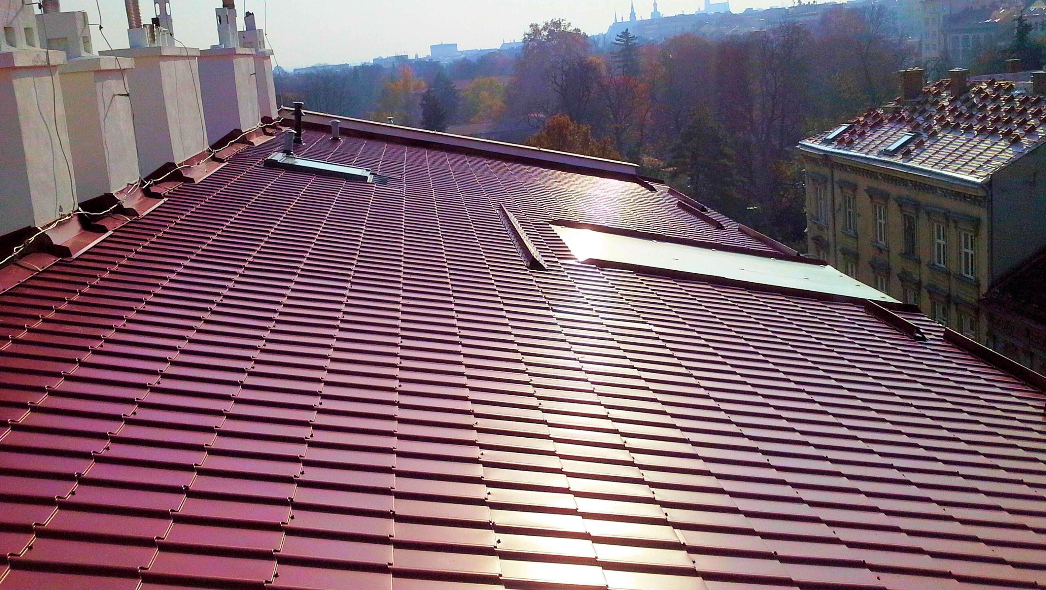 Oprava střechy, výstavba bytů na BD Staňkova, Brno